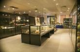 Ipswich Hospital Glass Display Cabinets by Showfront